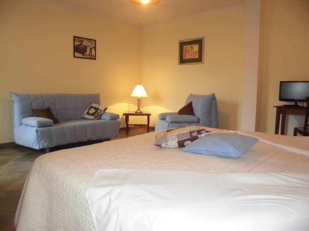 Agriturismo Bio-Ecologico Sant'Isidoro Roccaforte Mondovi Bilik gambar